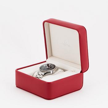 Omega, Planet Ocean 600m Co-axial, wristwatch, 45.5 mm.