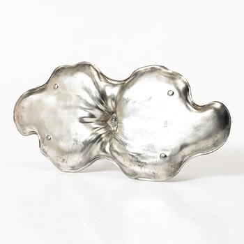 An Art Nouveau dish, WMF (Würtembergische Metallwarenfabrik), early 20th century.