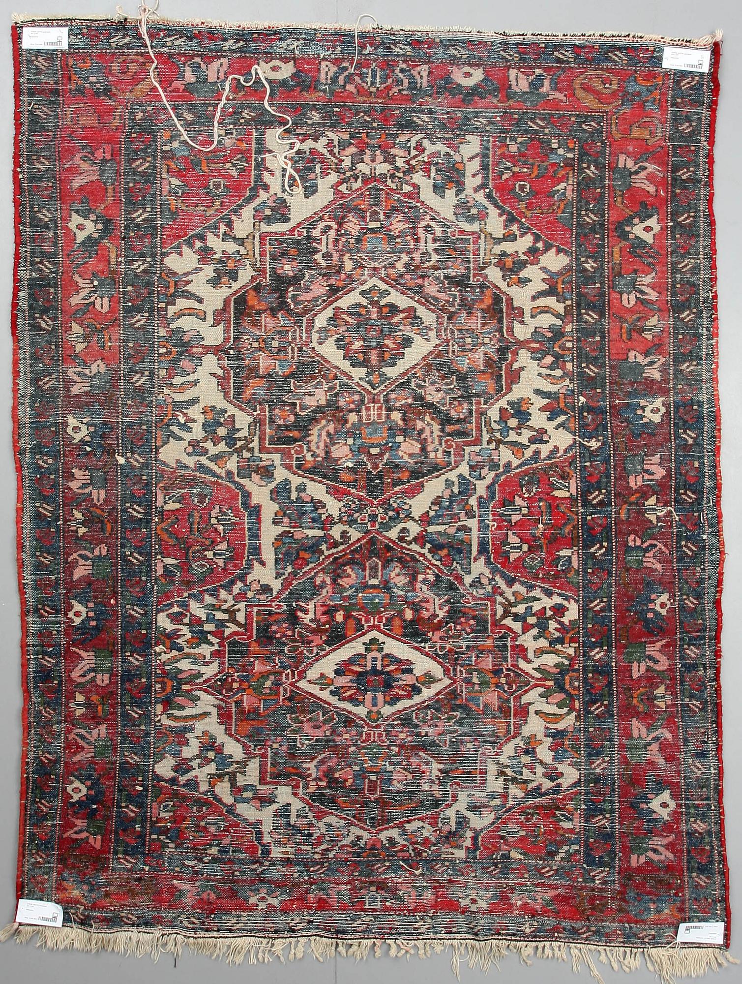 MATTA, orientalisk.
207 x 160.