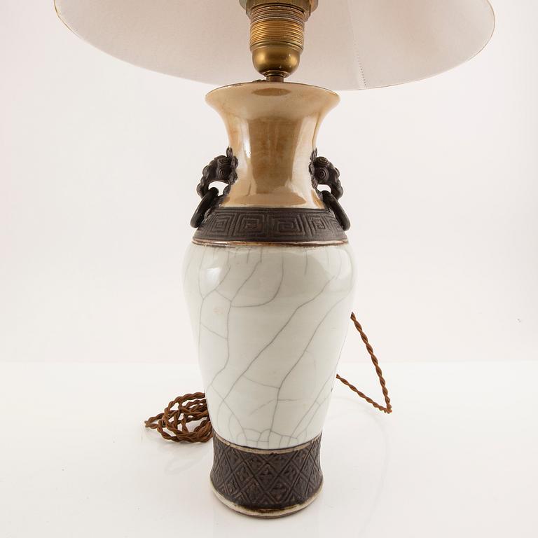 Table lamp China around 1900 porcelain.