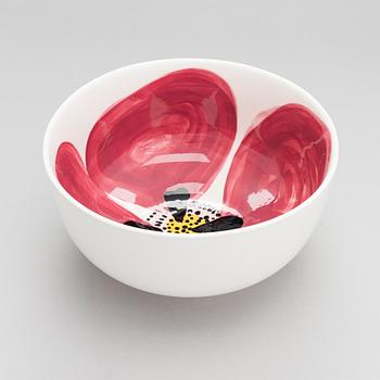 Sami Ruotsalainen, an 'Oiva' bowl of the Marimekko tableware series 10-year jubilee collection, signed SR. Unique, 2019.