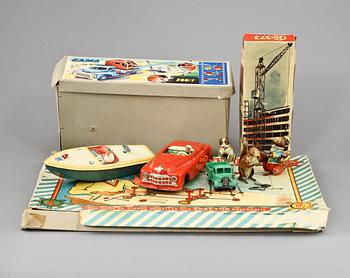 PARTI LEKSAKER, 8 st, bl a Dinky Toys och Schuco, omkring 1900-talets mitt.
