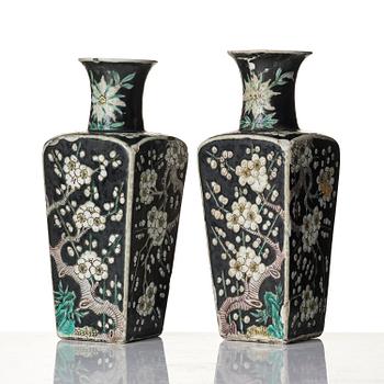 A pair of famille noire vases, late Qing, c. 1900.