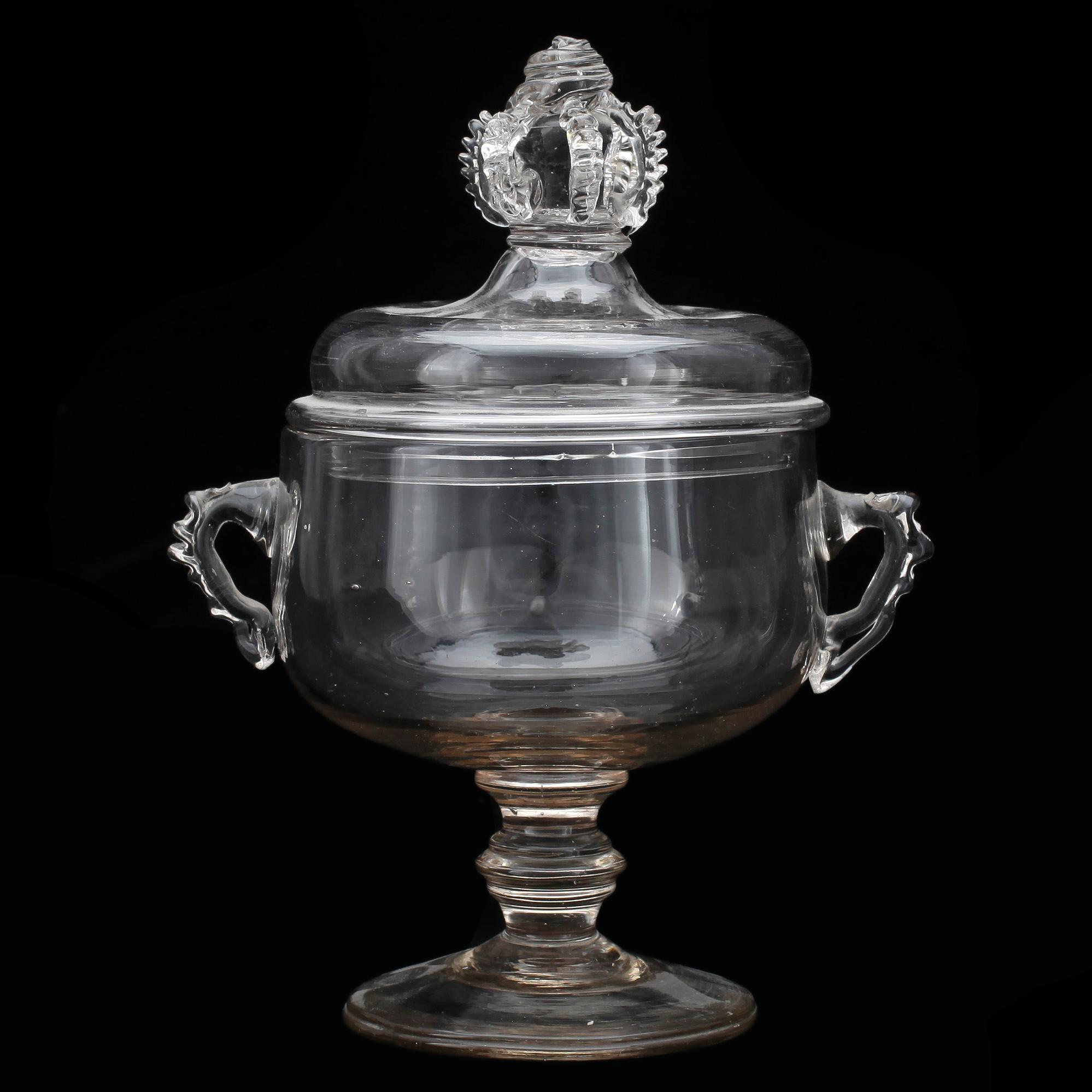 SOCKERSKÅL MED LOCK, glas, Sverige 1700-tal.