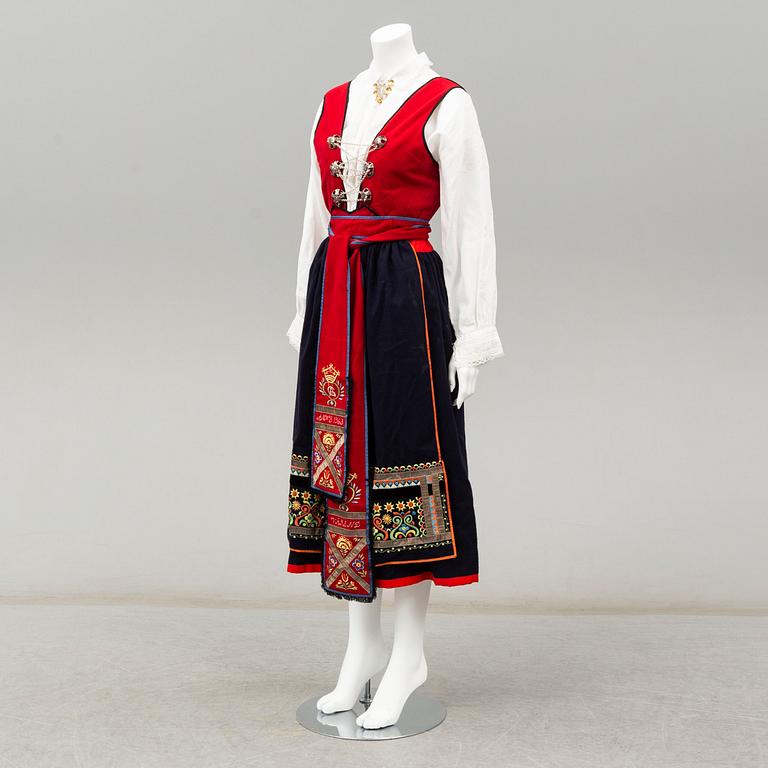 A traditional Swedish dress from Värend.
