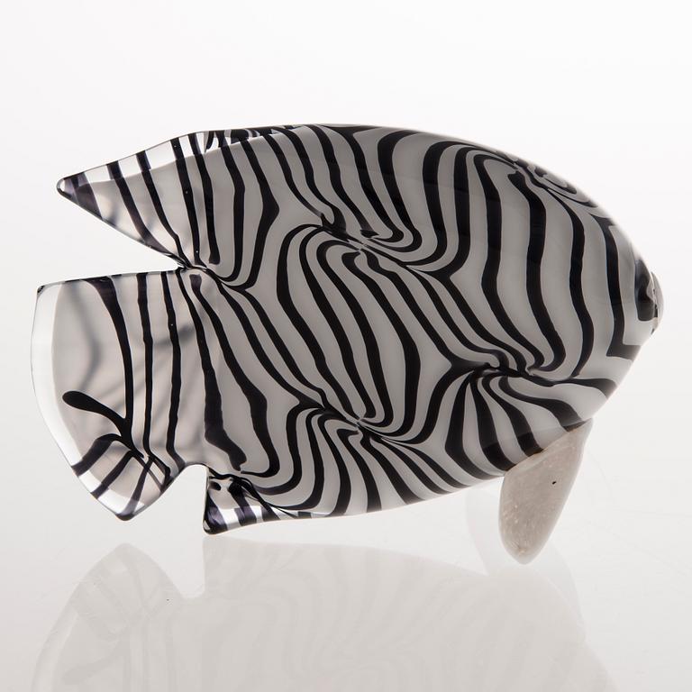 KERTTU NURMINEN, LASIVEISTOS, signeerattu K. Nurminen Nuutajärvi.