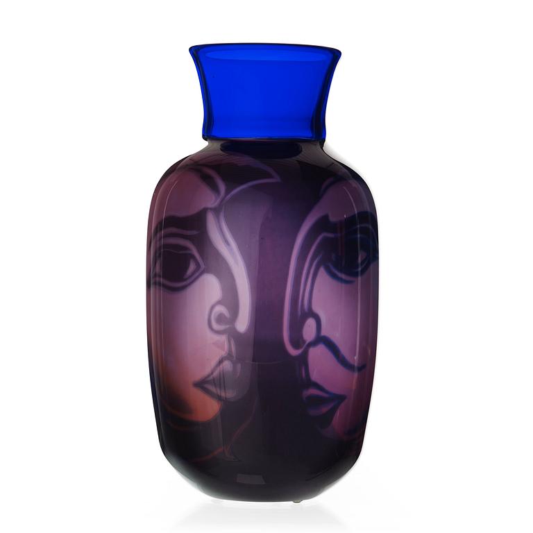 Eva Englund, a 'Graal' glass vase, Orrefors 1990.