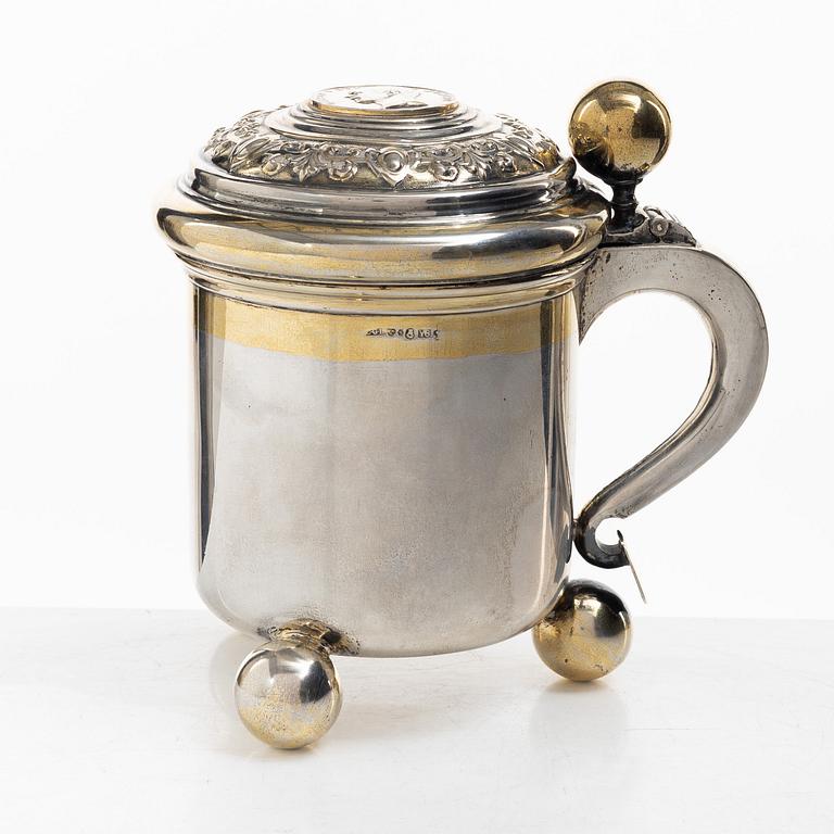 C.G. Hallberg, A Swedish silver tankard, Stockholm 1949.