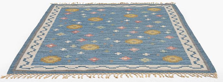 Anna-Greta Sjöqvist, a 'Blomsteräng' carpet, flat weave, c. 240 x 170 cm, signed AGS.