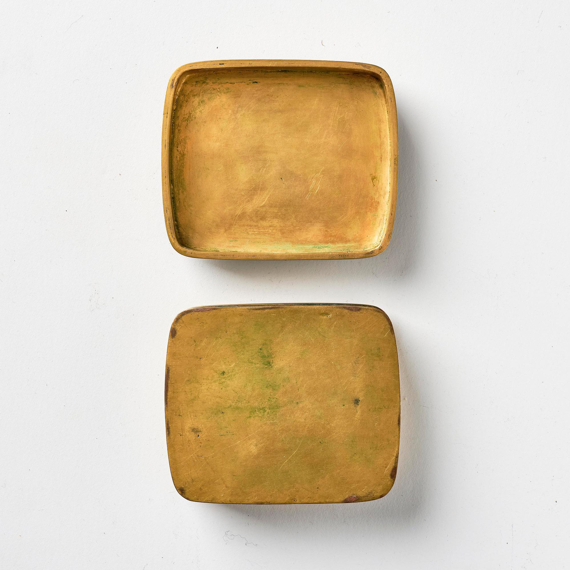 A cloisonné and jade box with cover, Qing dynasty.
