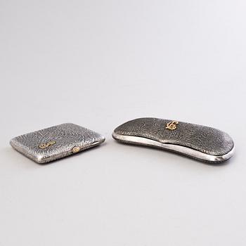 CIGARRETUI, CIGARETTETUI ja GLASÖGONFODRAL, silver, Åbo och Tavastehus 1950-1960-tal.