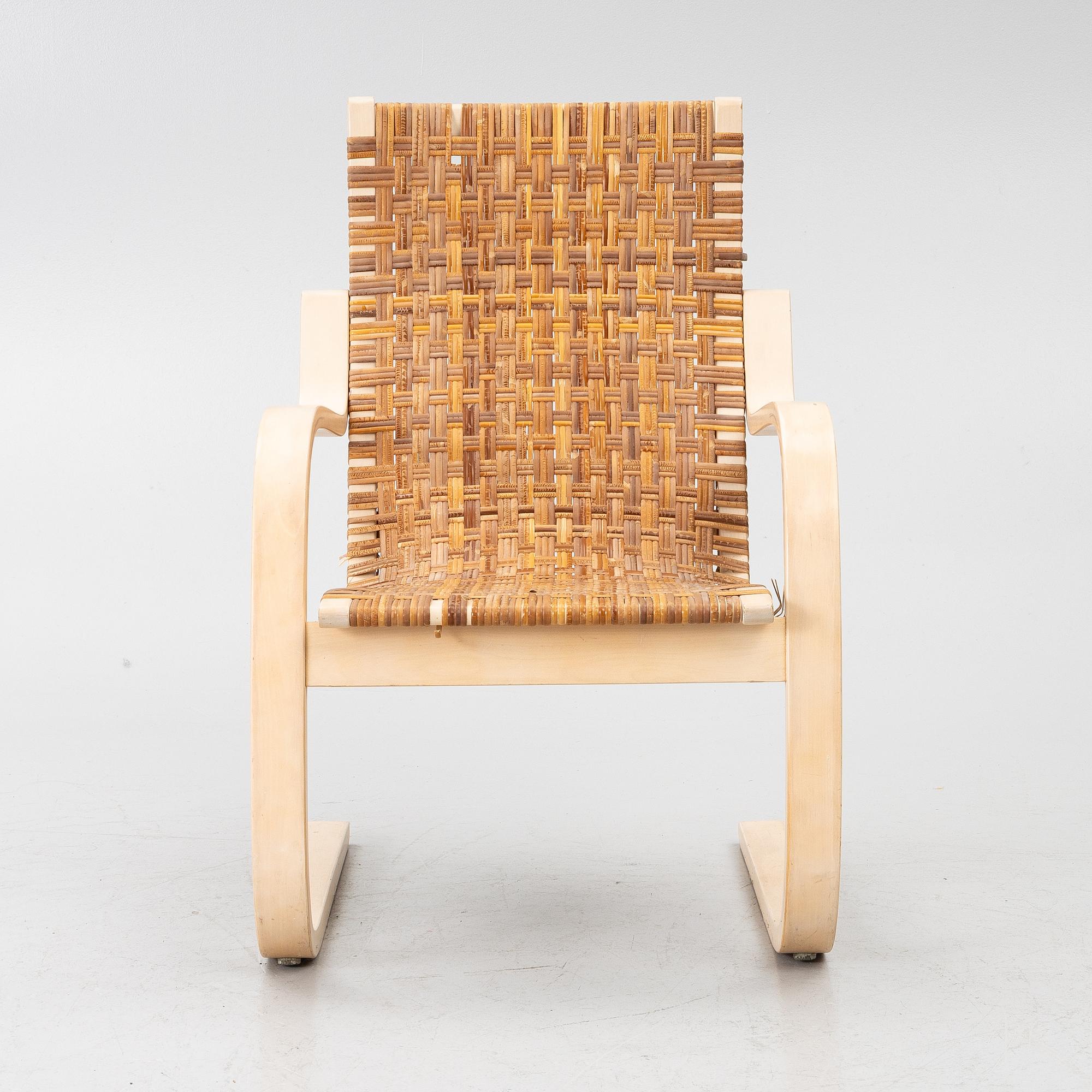Alvar Aalto, A model 406 armchair, Artek,  second half of the 20th century.