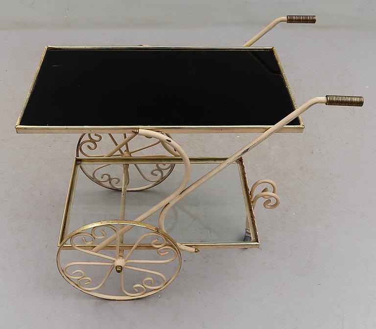 SERVERINGSVAGN, 1900-talets mitt.