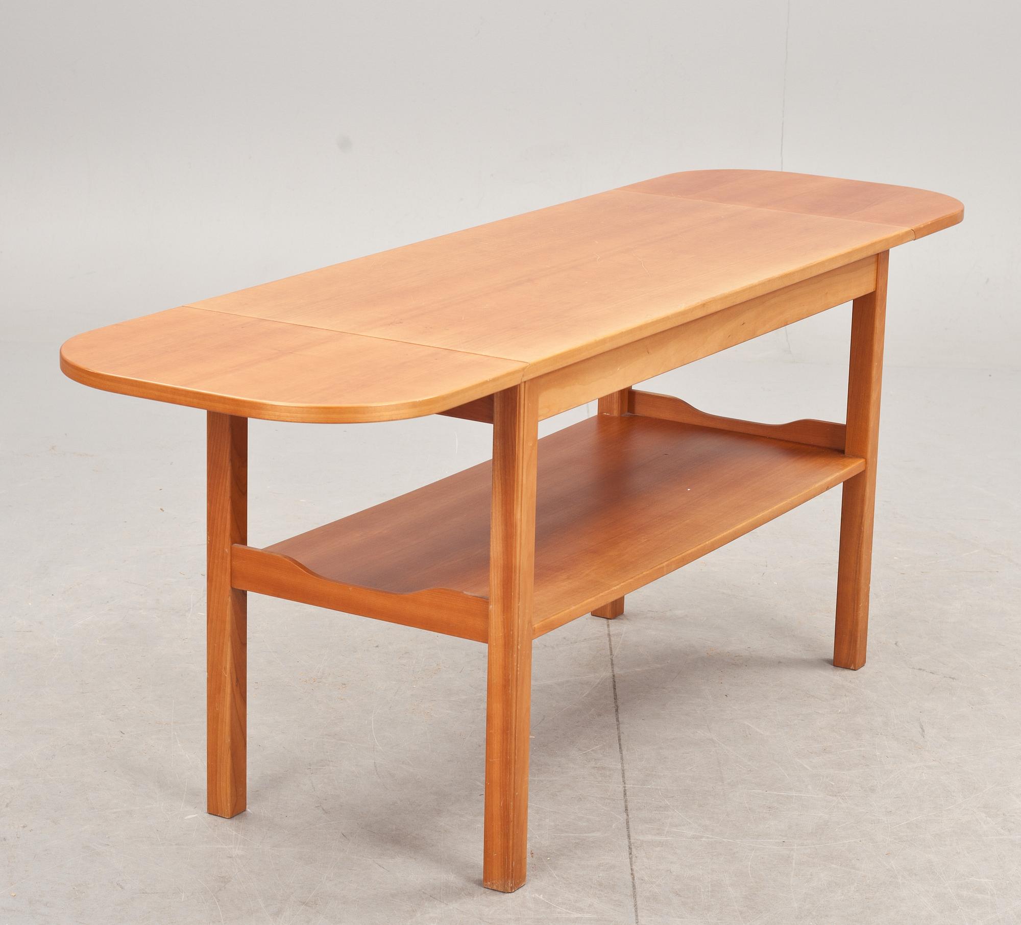 KLAFFBORD, design Josef Frank. Firma Svenskt Tenn, modell 1059.