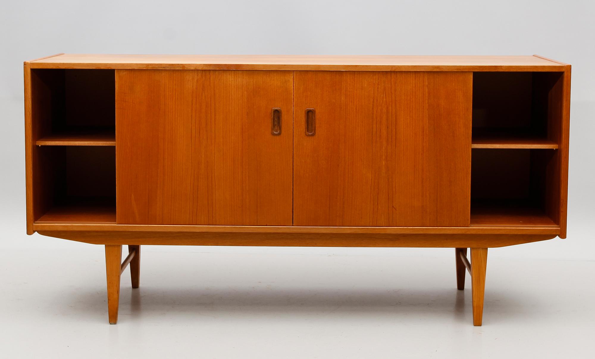 SIDEBOARD, 1900-talets andra hälft.