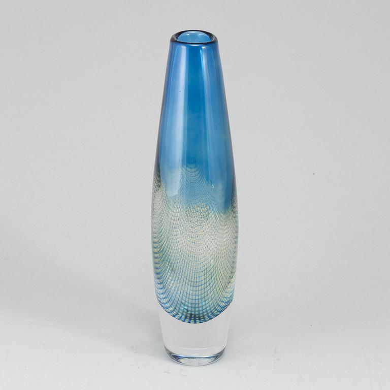 SVEN PALMQVIST, A 'Kraka' glass vase from Orrefors.