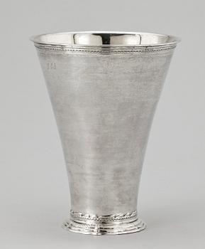 BÄGARE, silver, rokoko, Petter Söderbom, Örebro, 1771. Ca 380 gr.