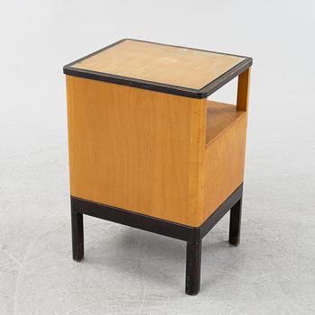 A model 'Ideal' birch bedside table, Nordiska Kompaniet, 1939.