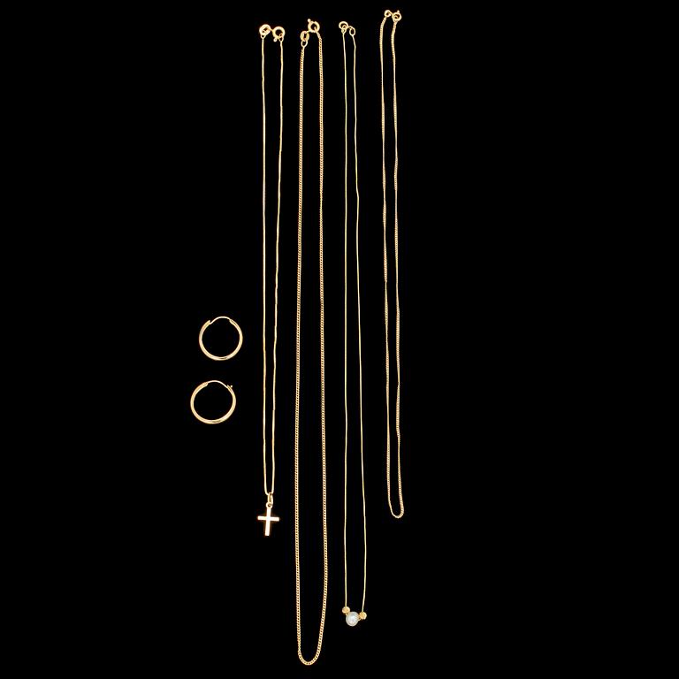 KEDJOR, 4 st, samt ÖRHÄNGEN, ett par, 18k guld resp 14k guld 1900-tal. Tot vikt 7 g.