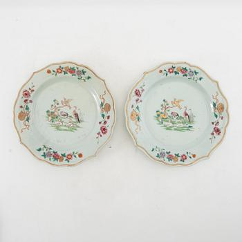 Service pieces 5 pcs China 18th century porcelain.