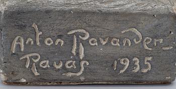 ANTON RAVANDER, veistos, kipsiä ja metallia, massasigneerattu Anton Ravander-Rauas 1935.
