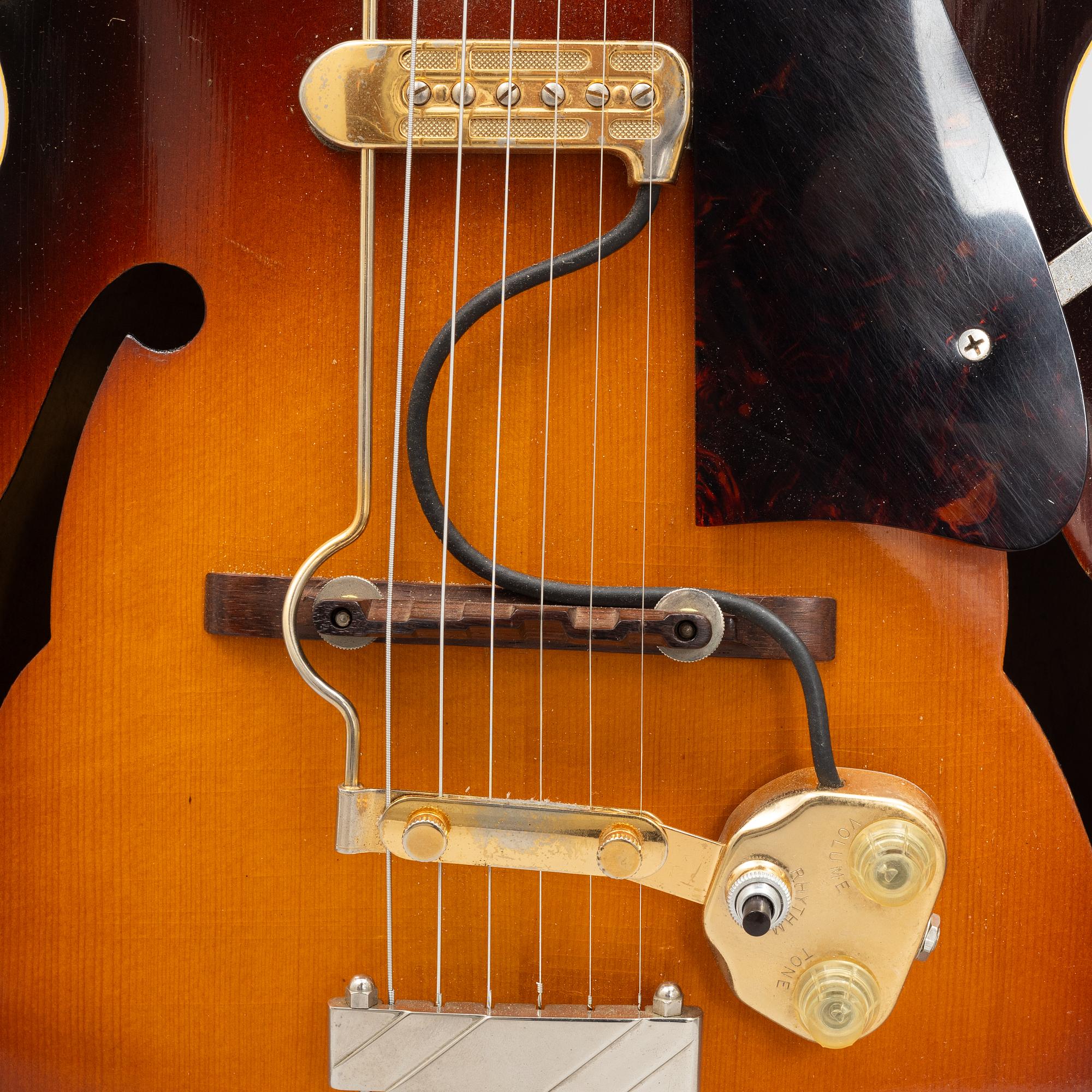 Gibson, "Wartime Special", halvakustisk gitarr, 1941, USA.