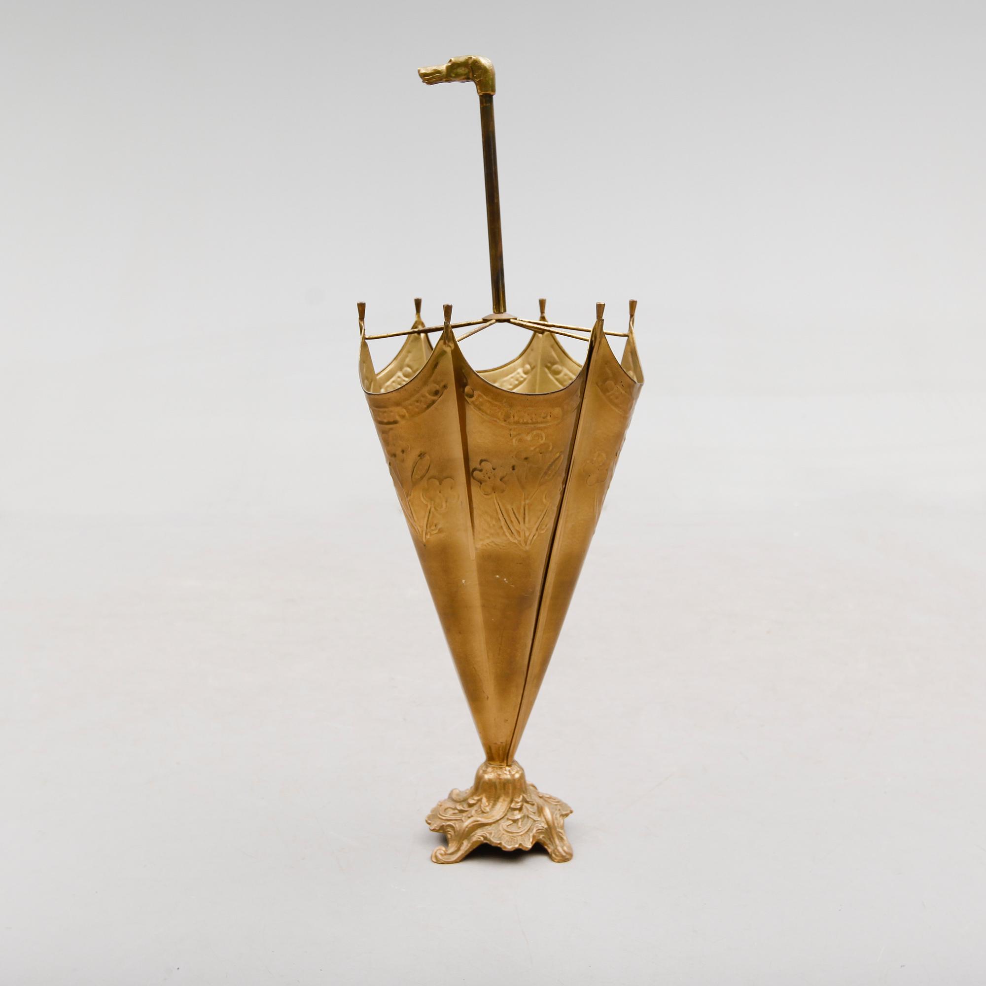 PARAPLYSTÄLL, mässing, 1900-talets första hälft.