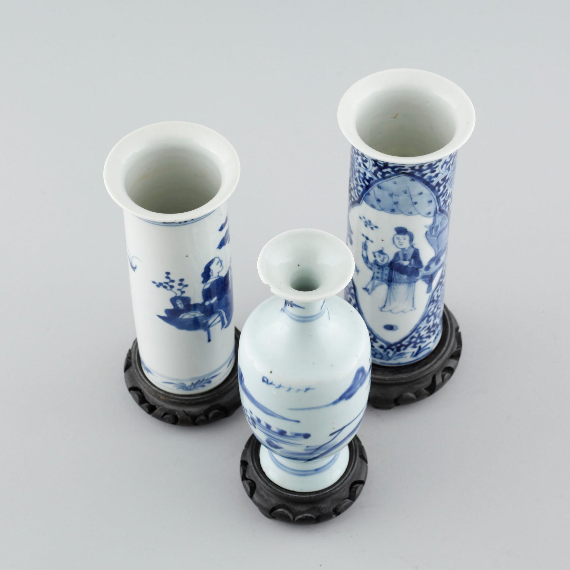 Four pieces of chinese porcelain, 18th and 19th/early 20th century.