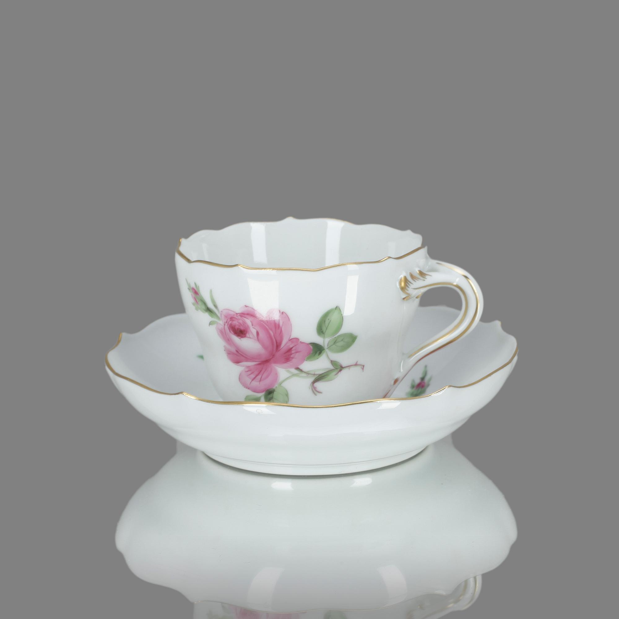 KAFFEKOPPAR MED FAT, porslin, Meissen, 1900-tal.