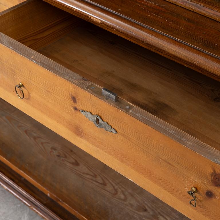 A bookcase, second half of the 19th century.