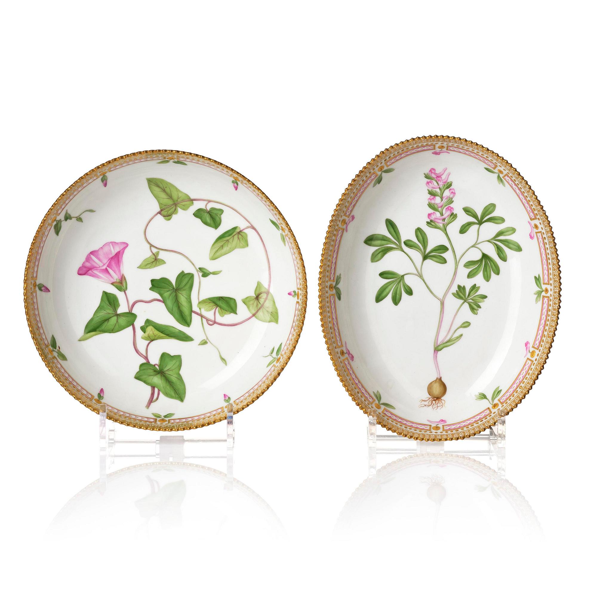 A Royal Copenhagen 'Flora Danica' bowl and serving dish, Denamark, 20th century.
