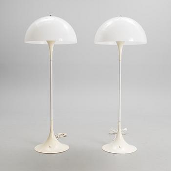 VERNER PANTON, A PAIR OF FLOOR LAMPS. Pantella. Louis Poulsen, Late 1900s.