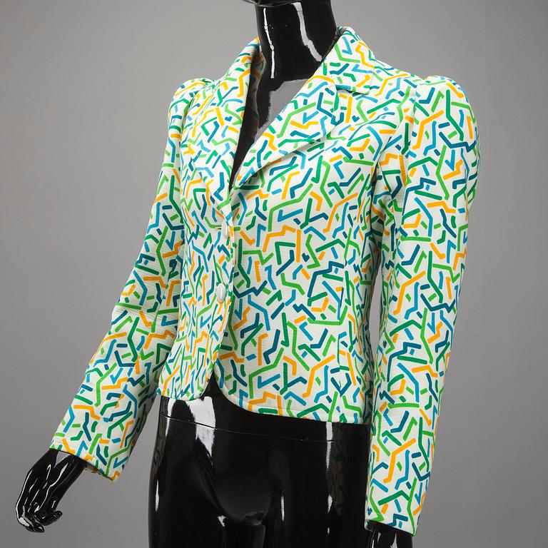 KAVAJ, Yves Saint Laurent.