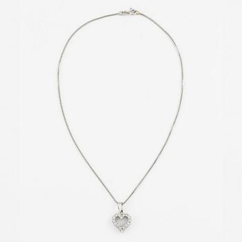 Necklace with a pendant, heart-shaped, 18K white gold with brilliant-cut diamonds.