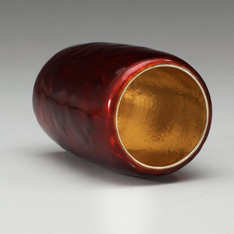 A C.G. Hallberg red enameled silver vase, Stockholm 1912.