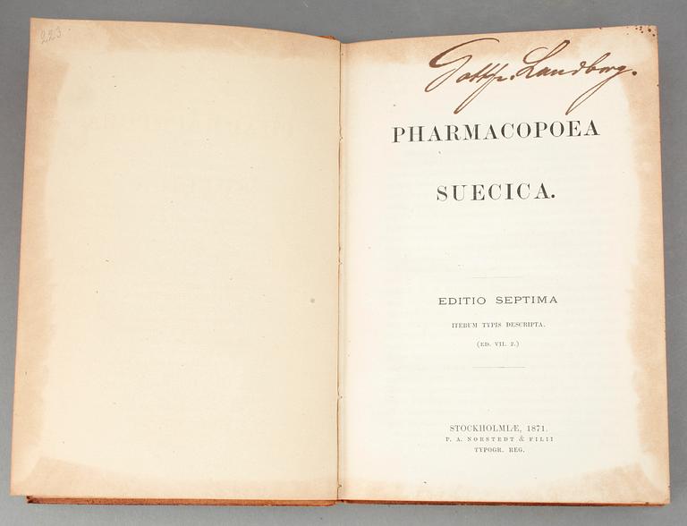 BÖCKER OM MEDICIN, 4 st, bla Hus och Rese-Apoteque, av Rosén von Rosenstein, Stockholm 1772.