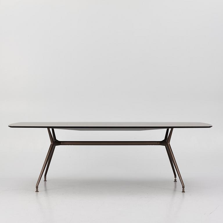 Giuseppe Bavuso, matbord, "Manta", Rimadesio, Italien.