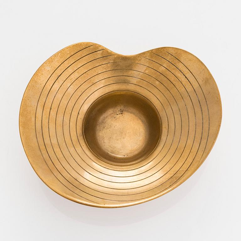 Paavo Tynell, A mid-20th century  bronze bowl for Taito.