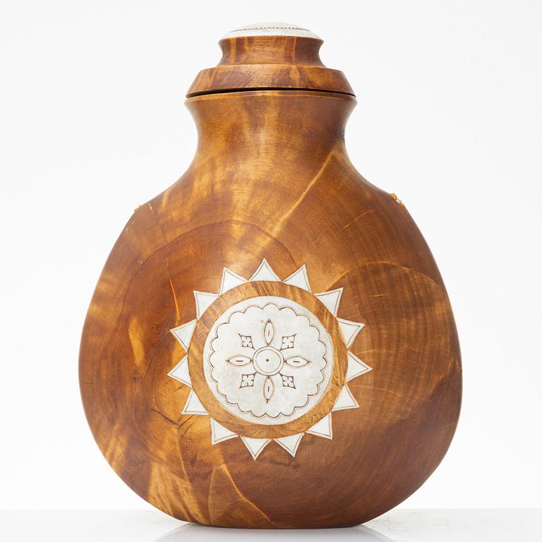 Anders Sunna, saltflaska, signerad.