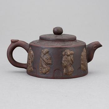 TEKANNA, yixing (lergods), Kina, 1900-talets första hälft.