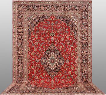 A Keshan carpet, c. 490 x 306 cm.