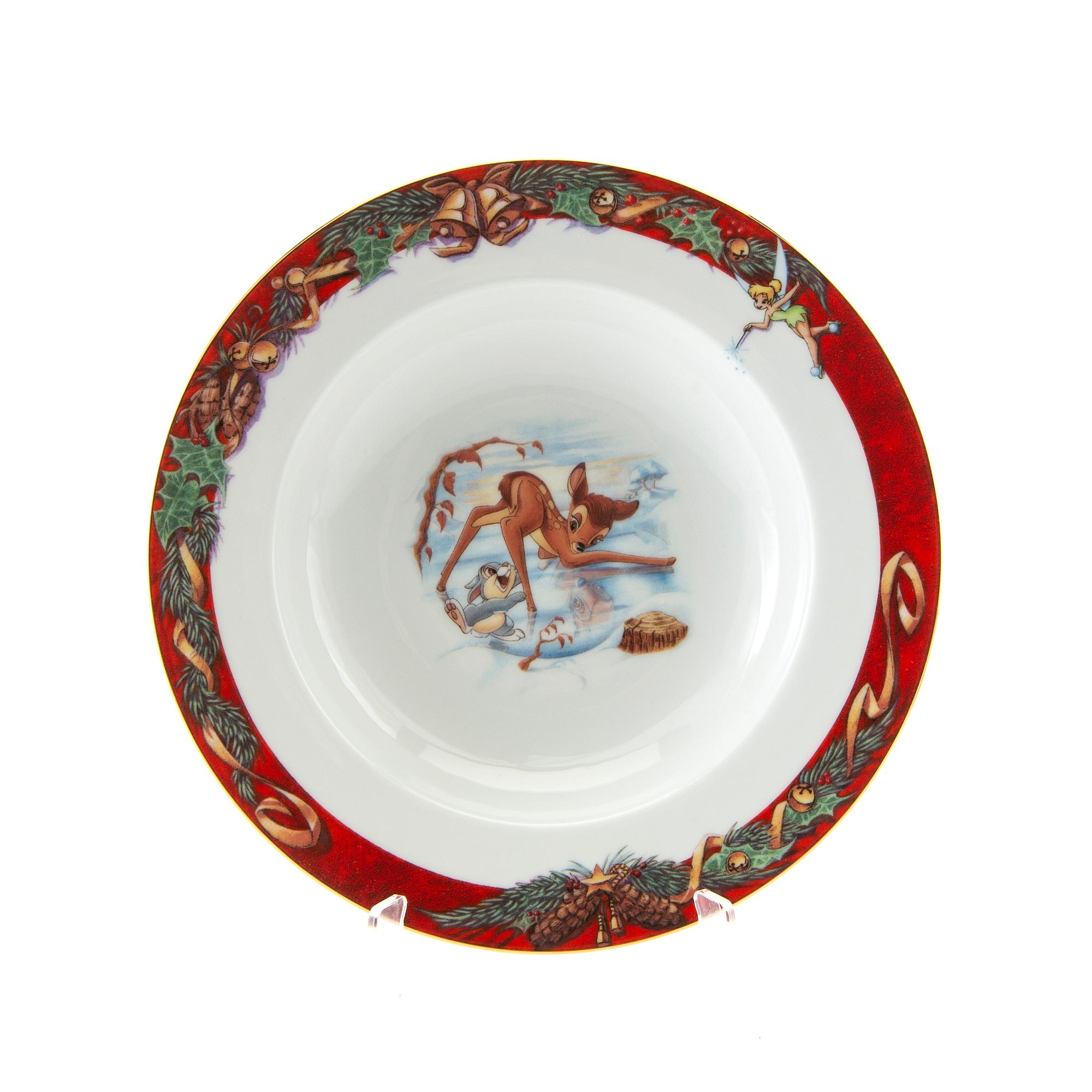 Stefan Lindahl service 46 pcs "Disney" for Fyrklövern late 20th century porcelain.