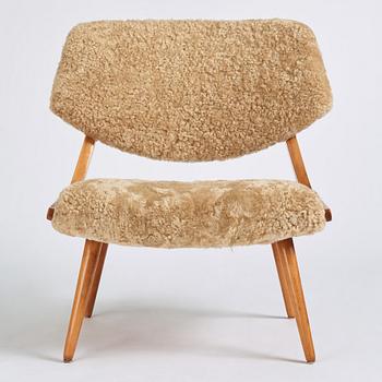 Svante Skogh, an easy chair "nr 915", AB Hjertquist & Co, Nässjö, Sweden 1950-60s.