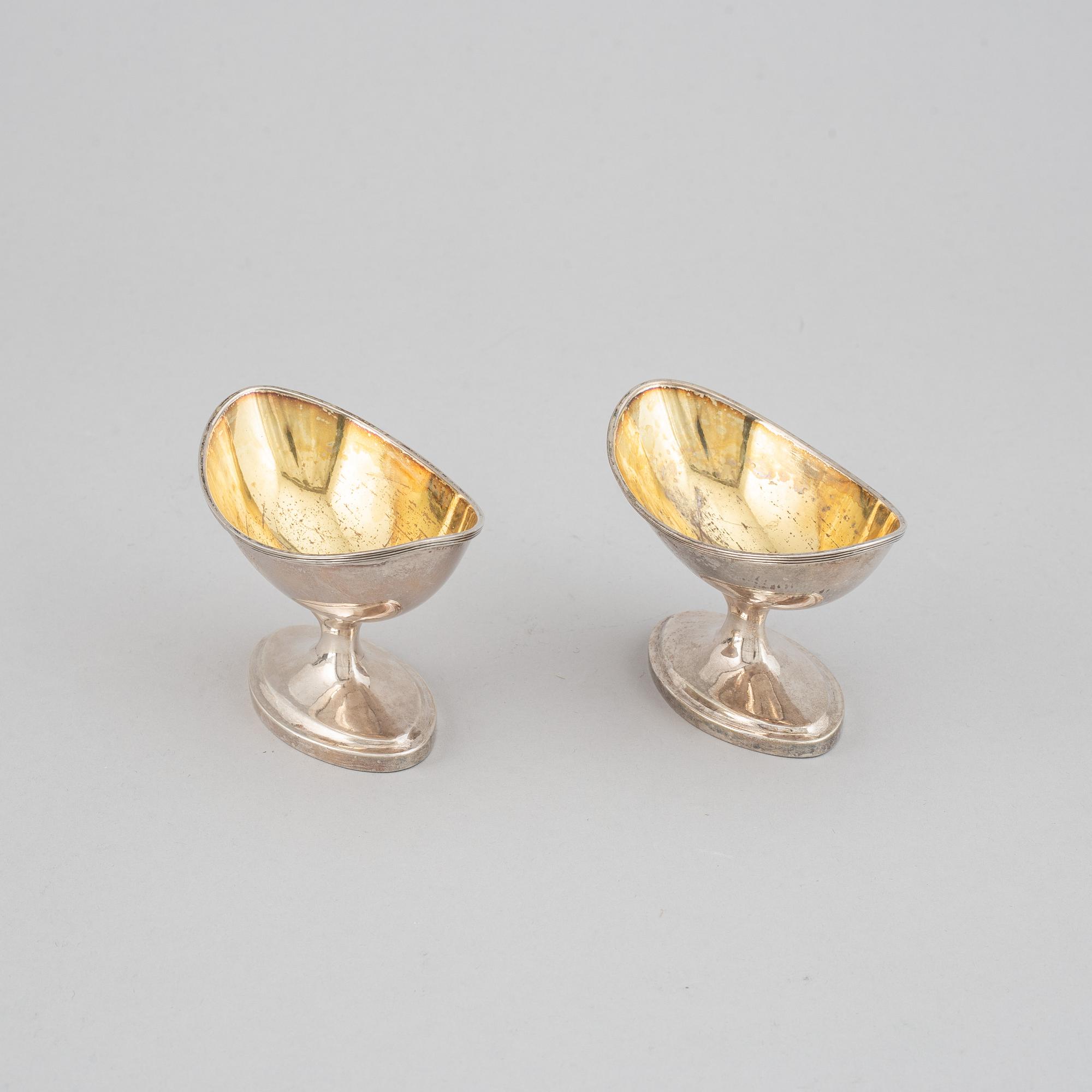 William Robertson, a pair of parcel gilt silver salt cellars, Edinburgh 1793.