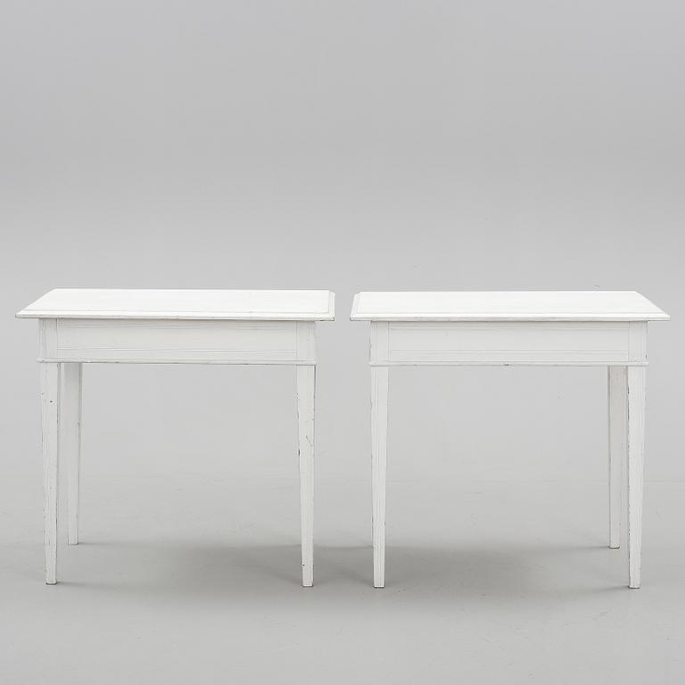 PARBORD, gustaviansk stil, 1900-talets första hälft.