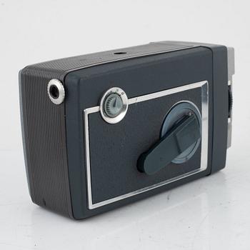Samling kameror, 6 st, bland annat Kodak och Pathe Webo, 1900-talets andra hälft.