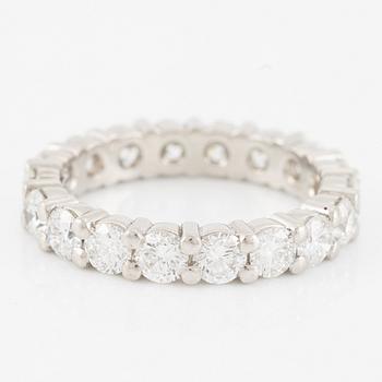W.A. Bolin ring full eternity band in platinum set with round brilliant-cut diamonds.