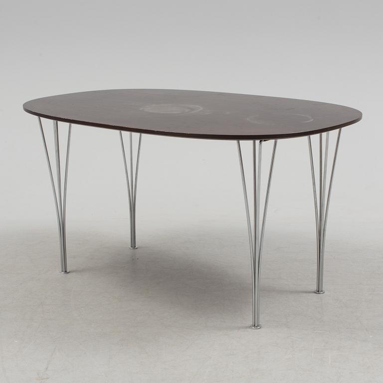A "Superelips" table by Bruno Mathsson, Fritz Hansen, 1984.