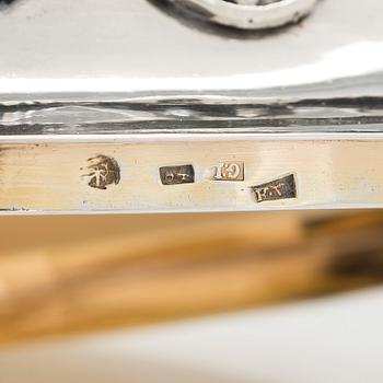 A  silver sugar bowl, St. Petersburg, first quarter of the 19th century, maker's mark G:L.
