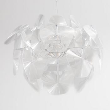 Francisco Gomez & Paolo Rizzatto, a 'Hope' ceiling lamp, Luceplan, Italy.